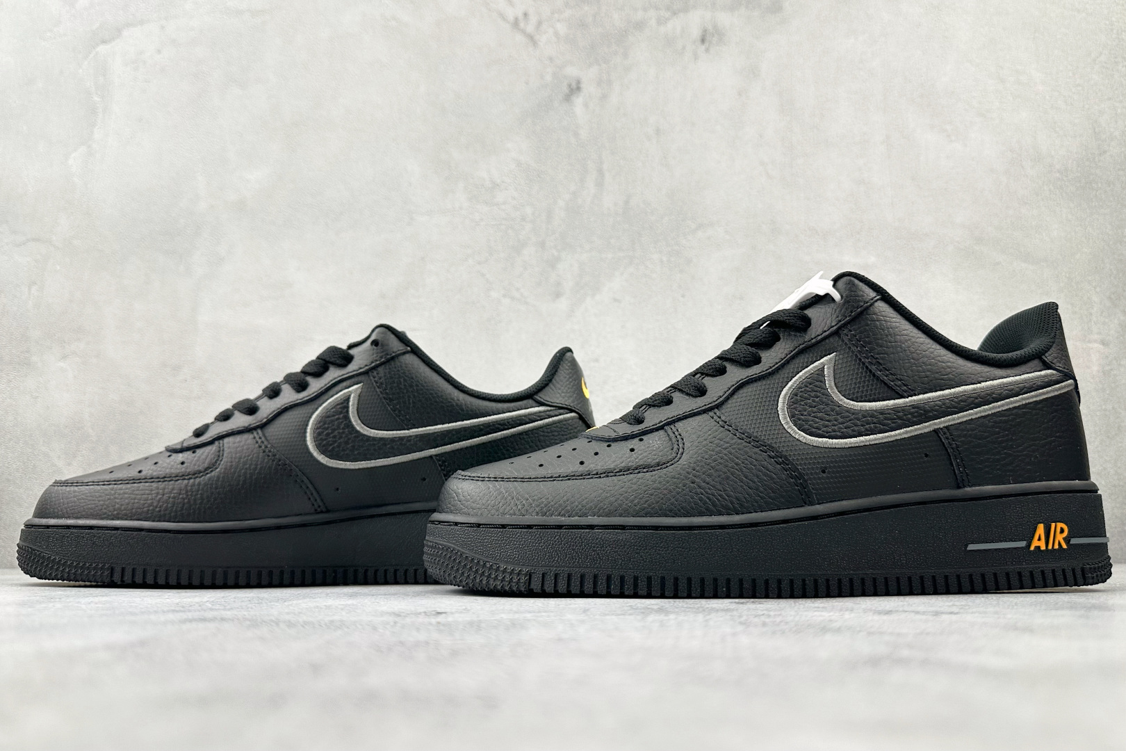 Nike Air Force 1 Low 黑色 IB7677-001