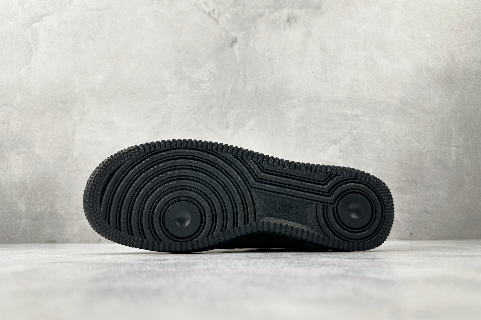 Nike Air Force 1 Low 黑色 IB7677-001