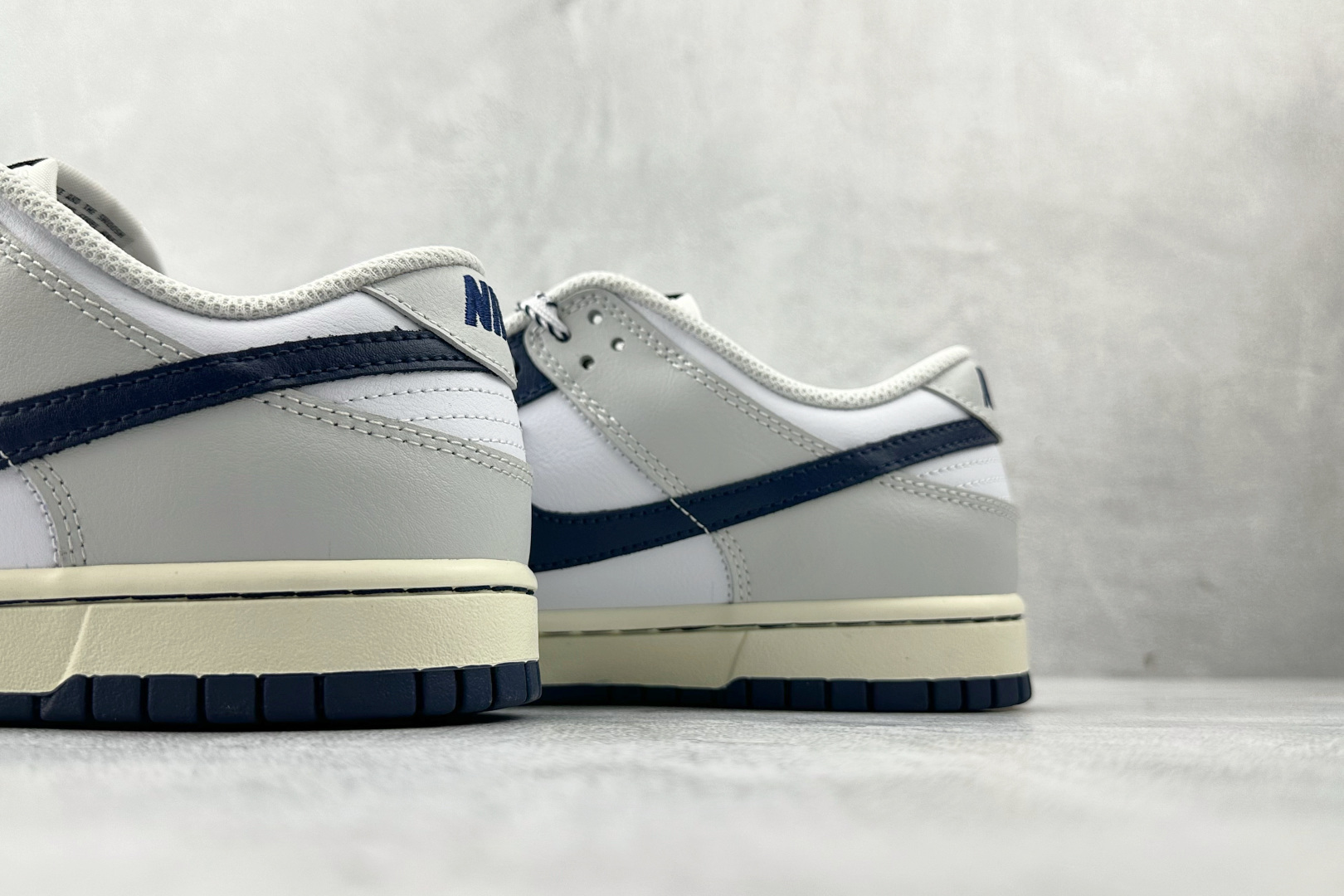 Nike Dunk Rivalry New York Yankees 白蓝 IM2222-101 尺码：40 40.5 41 42 42.5 43 44 44.5 45 46 编码：30