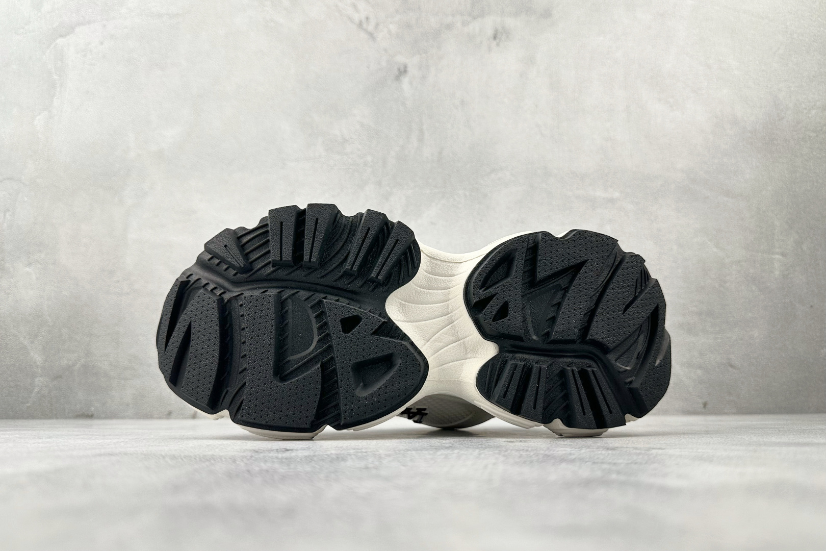 200 平台订单 MLB Basic 洛杉矶道奇队 米白色 3ASHW055N-07WHS 尺码：35 36 36.5 37 38.5 39 40 40.5 41 42 42.5 43 44 44.5 45 编码：30