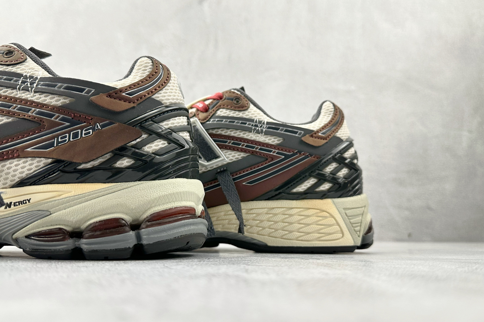 New Balance NB 1906A 米黑棕货号：M1906AR尺码：36 36.5 37 38.5