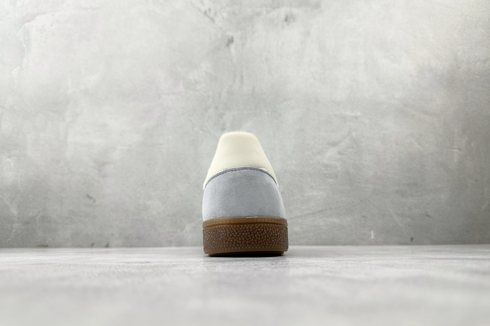 adidas originals HANDBALL SPEZIAL 蓝白 KI5933-Top High Quatity Cheap Sneakers Fashion Clothing Clothes Bags handbags Shoes of all Brand wholesale With The best Quality And Beautiful Price from China Factory Chinese suppliers wholesaler seller adidas originals HANDBALL SPEZIAL 蓝白 KI5933