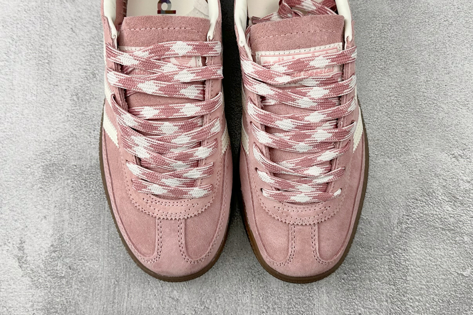 210 adidas originals HANDBALL SPEZIAL 粉白 KJ6305