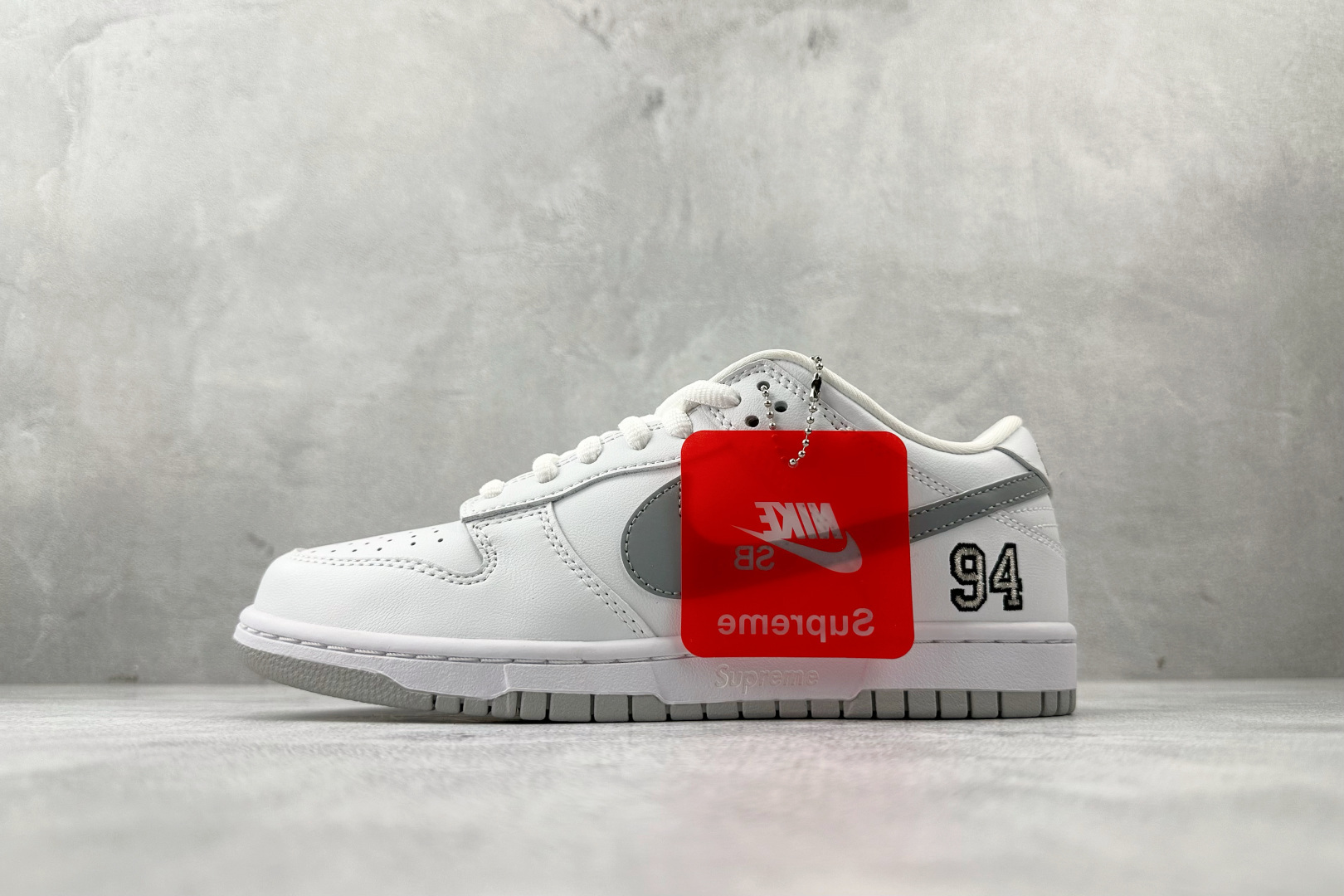 KW神版 260 口碑神作 Supreme x Nike Dunk SB DUNK LOW PRO QS 白色 HQ8487-100