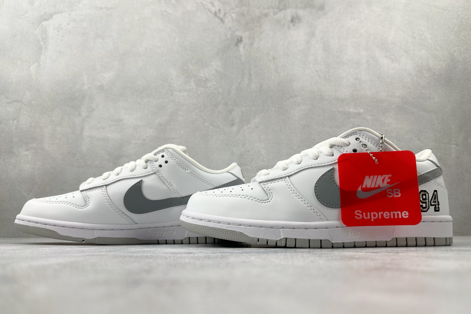 KW神版 260 口碑神作 Supreme x Nike Dunk SB DUNK LOW PRO QS 白色 HQ8487-100