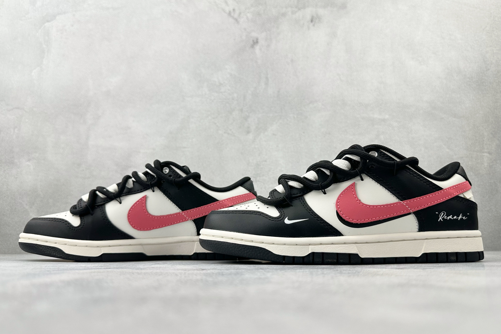 YC 双十一特价双十一特价【定制球鞋】Nike Dunk SB 黑莓粉黛尺码：35.5 36 36.5 