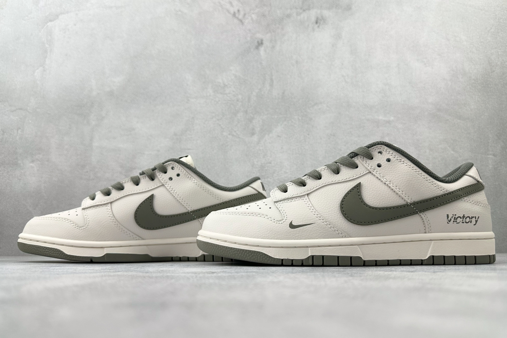 YC 双十一特价双十一特价【定制球鞋】Nike Dunk SB 乌竹绿货号：WG0508 043尺码：4