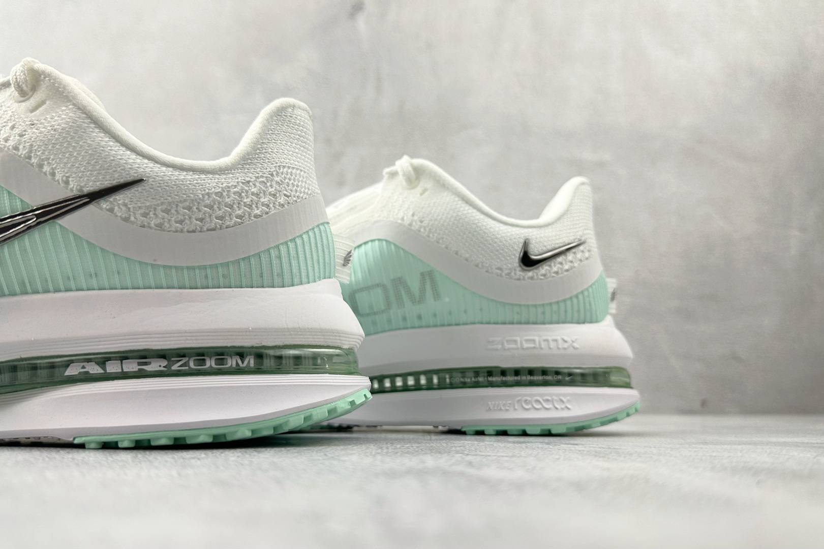 Nike Pegasus Premium 白绿 HQ2592-103