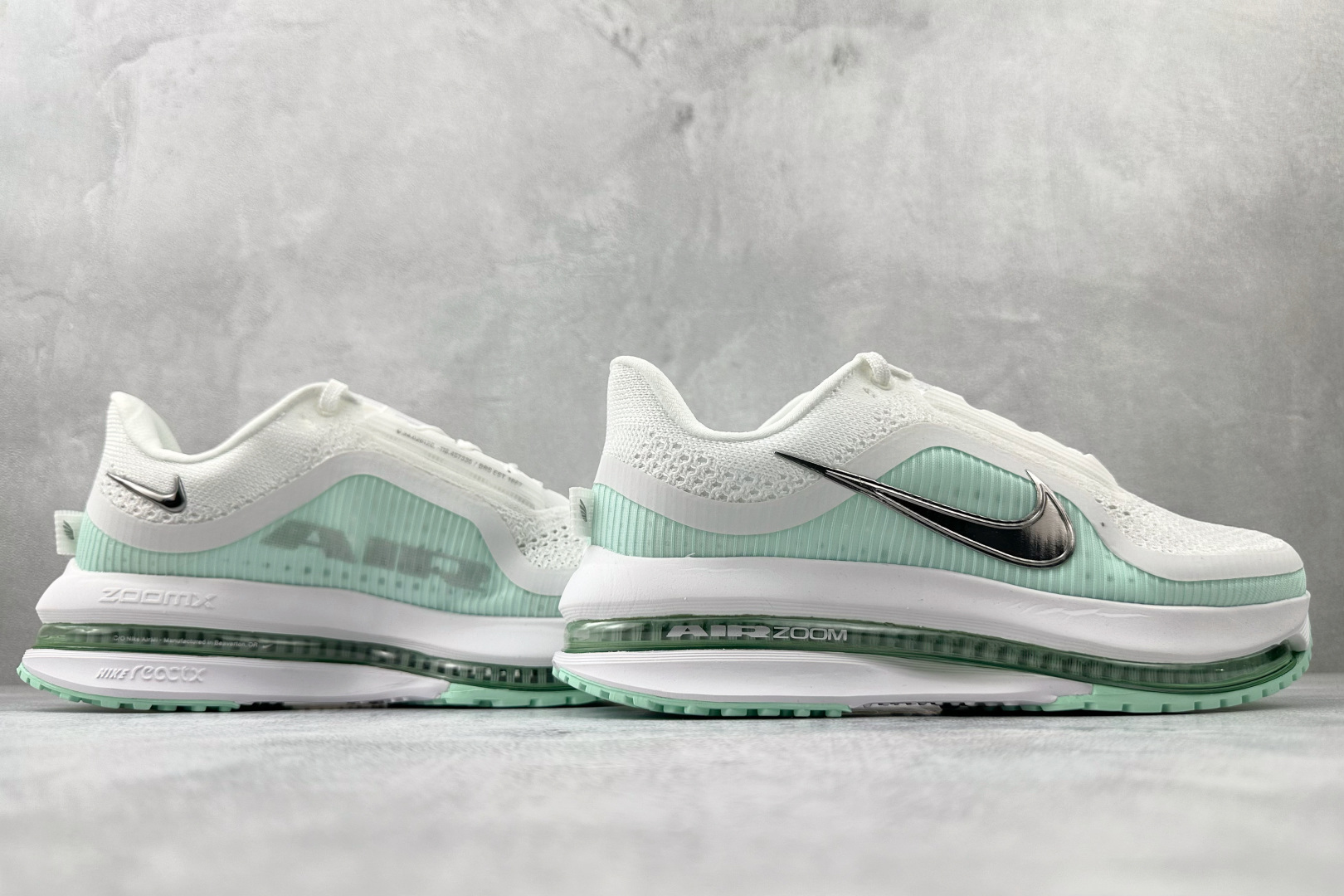 Nike Pegasus Premium 白绿 HQ2592-103