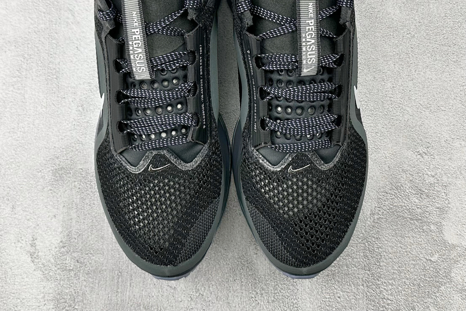 Nike Pegasus Premium 黑灰 HQ2592-006