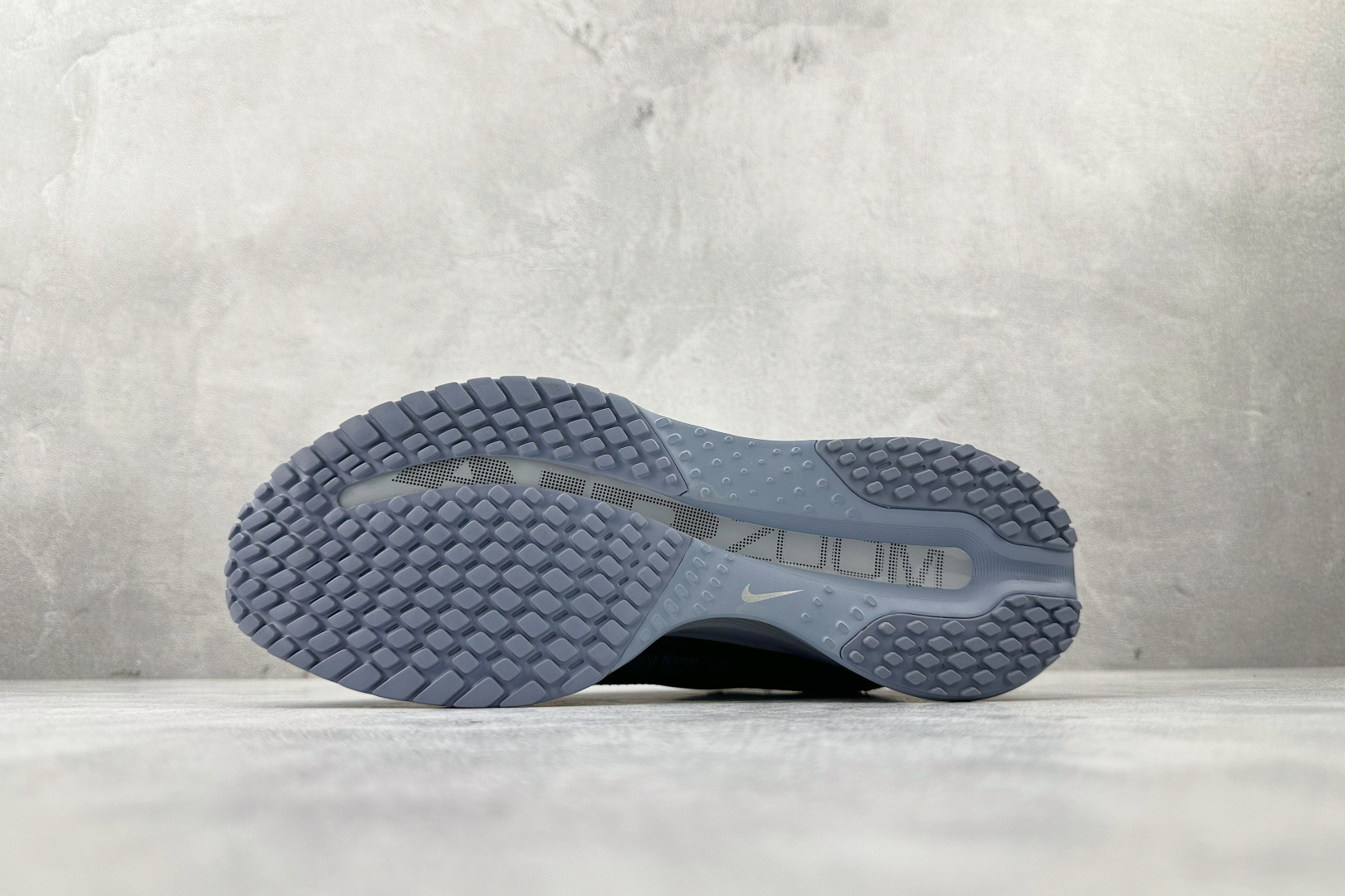 Nike Pegasus Premium 黑灰 HQ2592-006