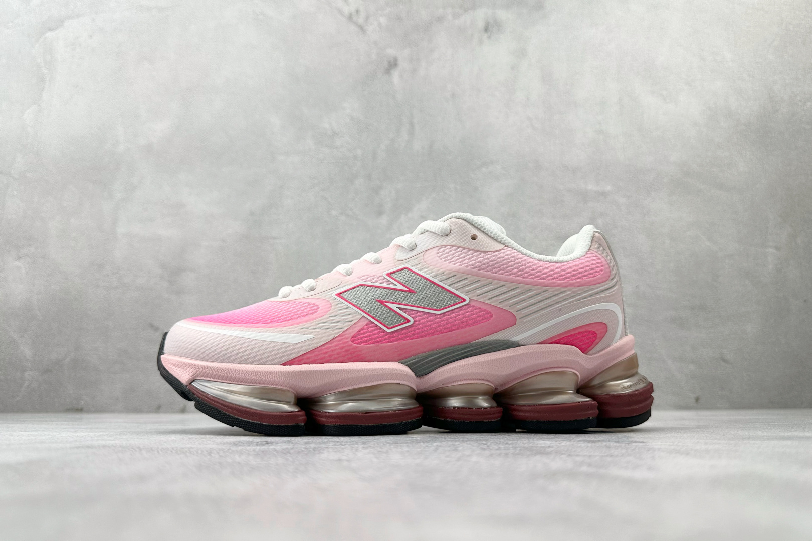 C 版 大厂出品 New Balance ABZORB 2000 粉色货号：U2000。BC尺码：36 
