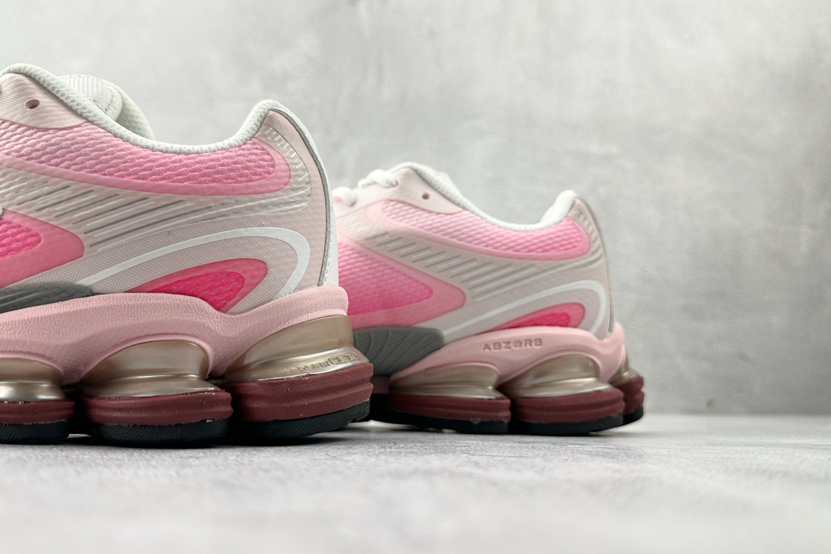 C 版 大厂出品 New Balance ABZORB 2000 粉色货号：U2000。BC尺码：36 