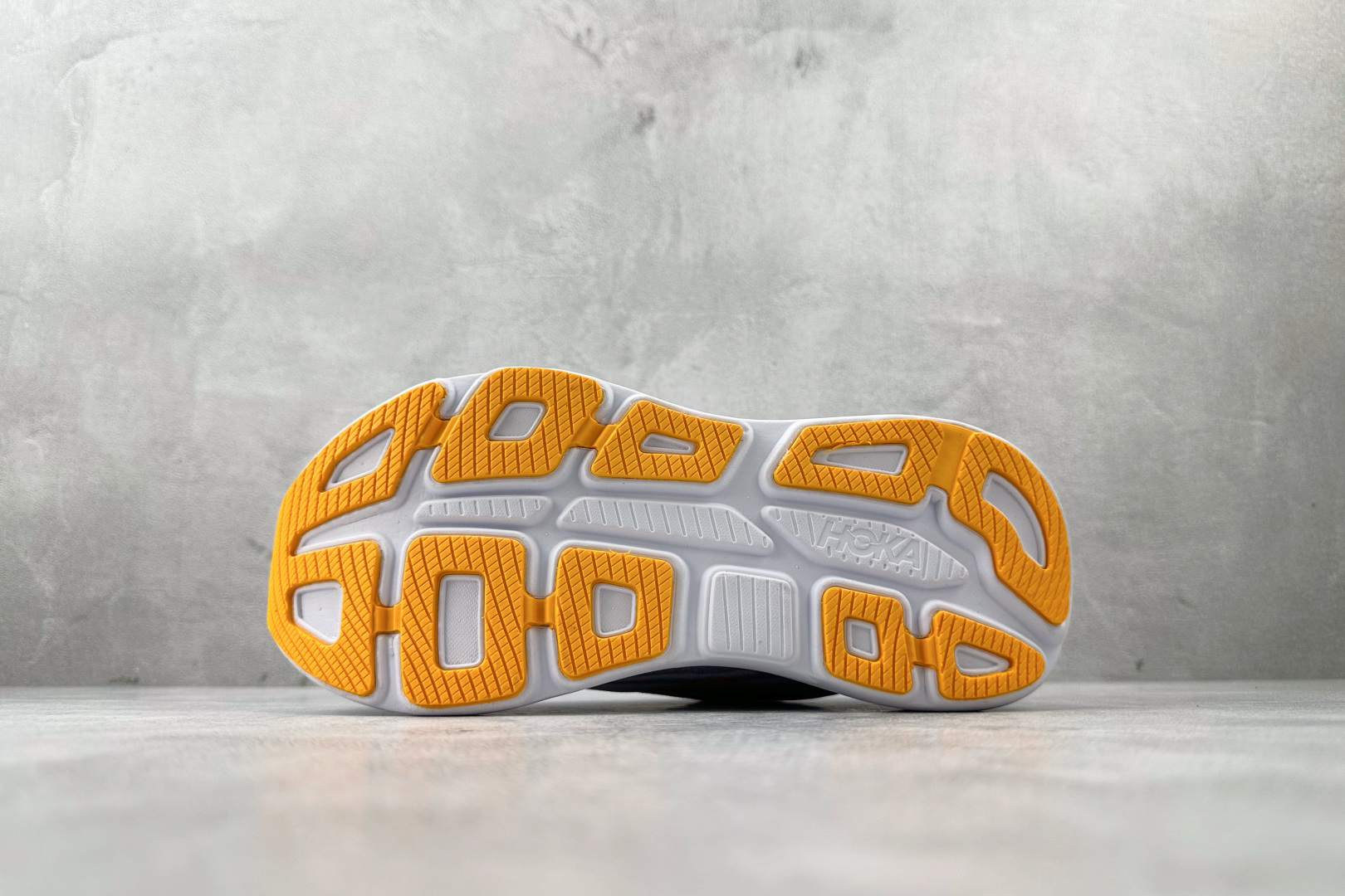 220 HOKA ONE ONE Bondi 9 紫白色 1162012-AGH