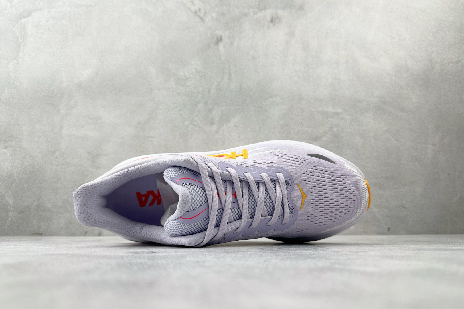 220 HOKA ONE ONE Bondi 9 紫白色 1162012-AGH