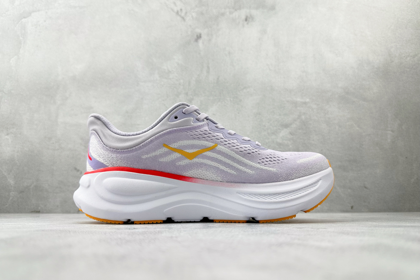 220 HOKA ONE ONE Bondi 9 紫白色 1162012-AGH