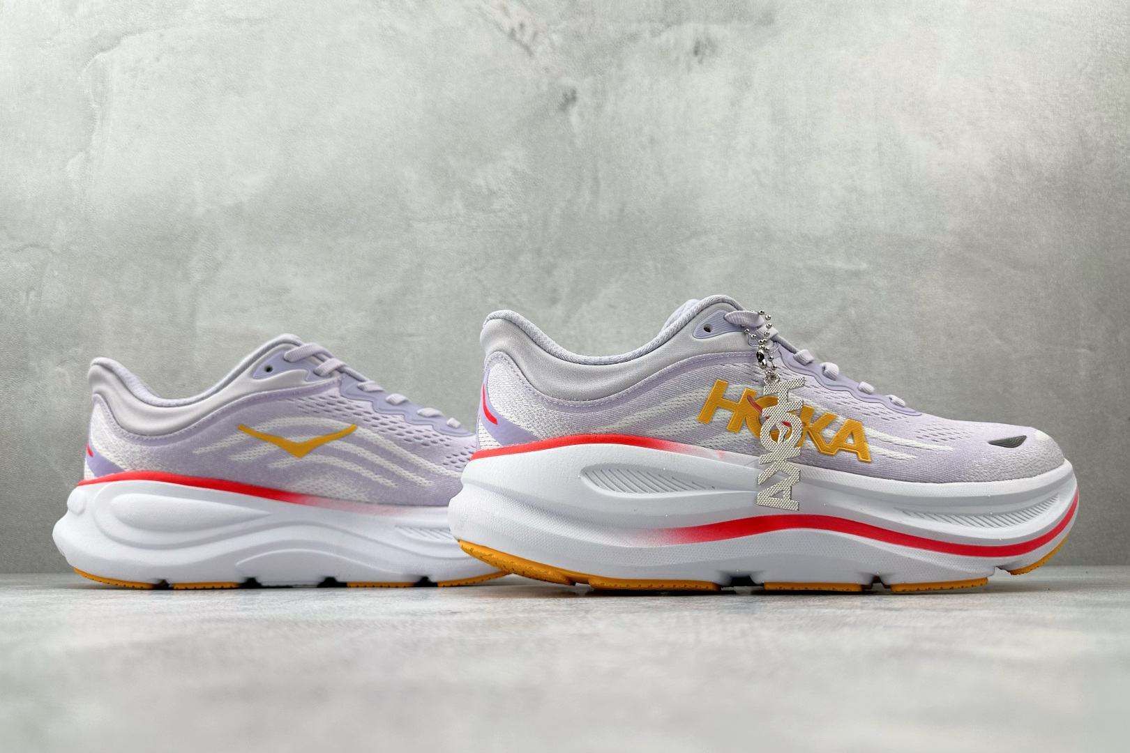 220 HOKA ONE ONE Bondi 9 紫白色 1162012-AGH