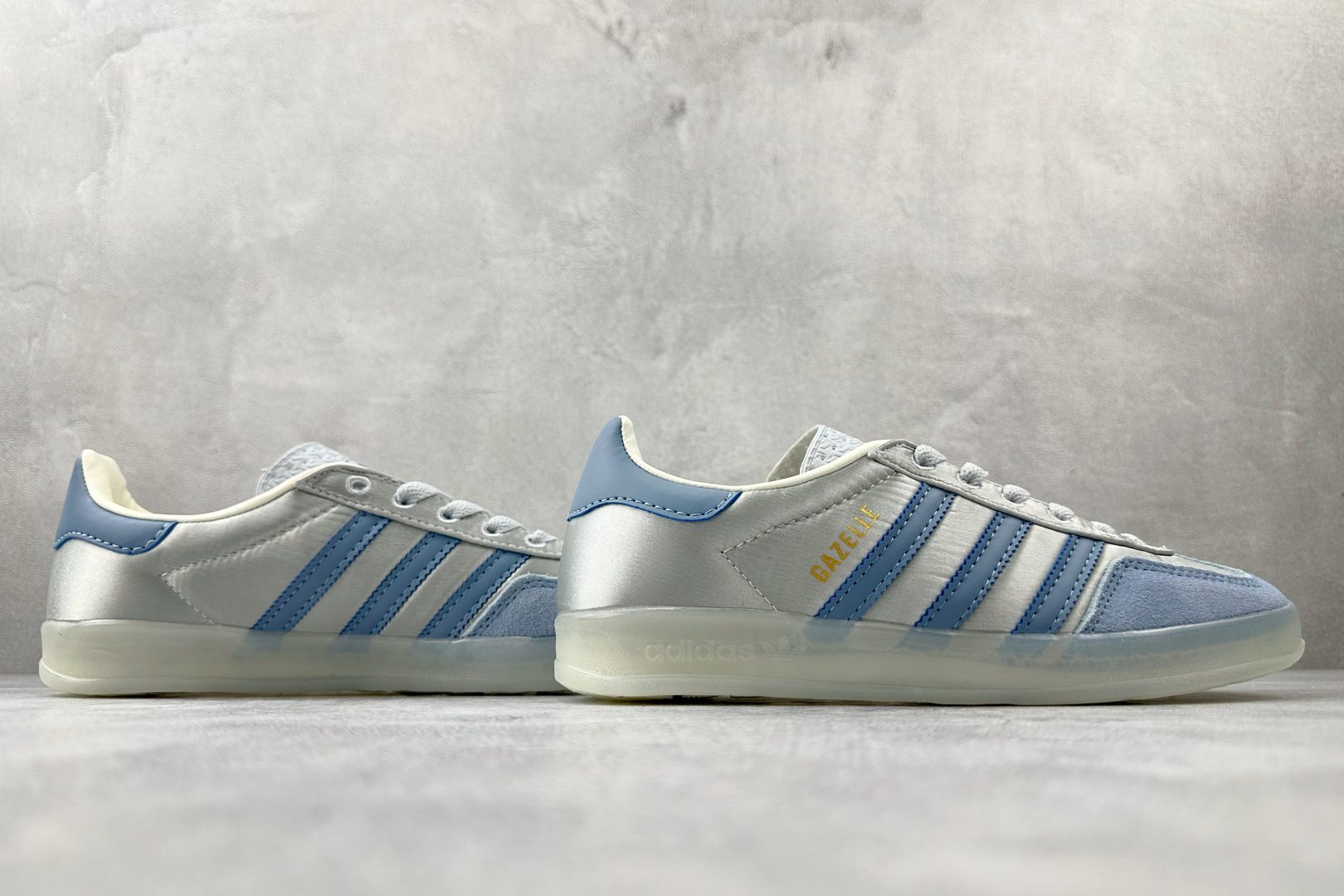 出口订单 adidas originals GAZELLE INDOOR 蓝色 JI2711 出口订单 adidas originals GAZELLE INDOOR 蓝色 JI2711