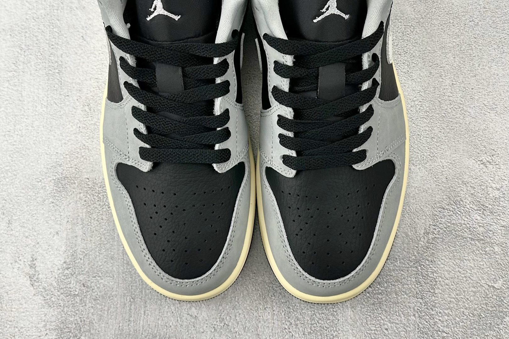 240 Jordan Air Jordan 1 Low”Light Smoke Grey” 黑灰 HQ2010-012