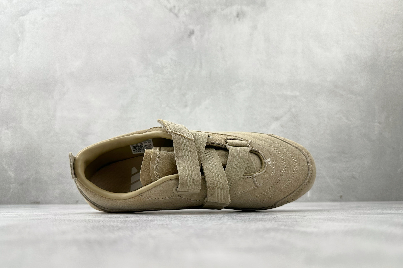 出口订单 adidas URBAN REVERIE 棕色 JS2444