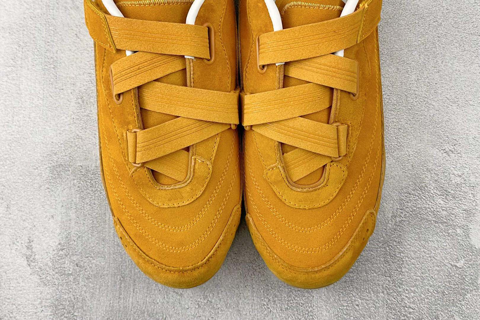 出口订单 adidas URBAN REVERIE 黄色 KJ4036