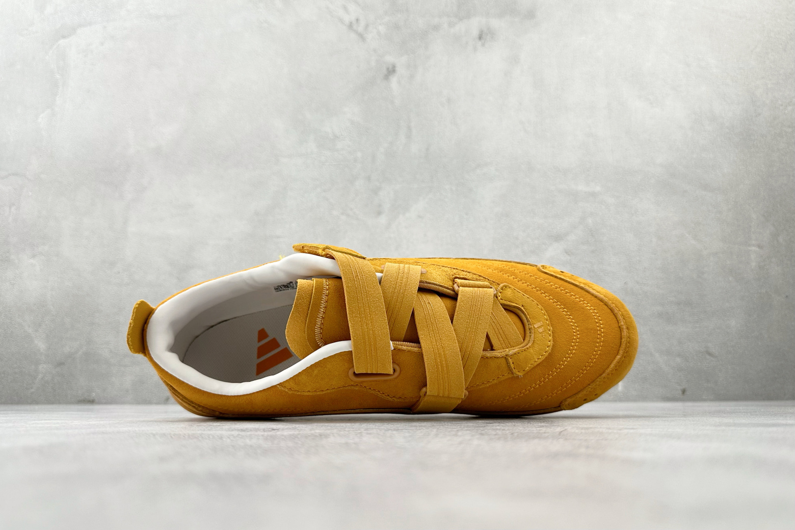 出口订单 adidas URBAN REVERIE 黄色 KJ4036