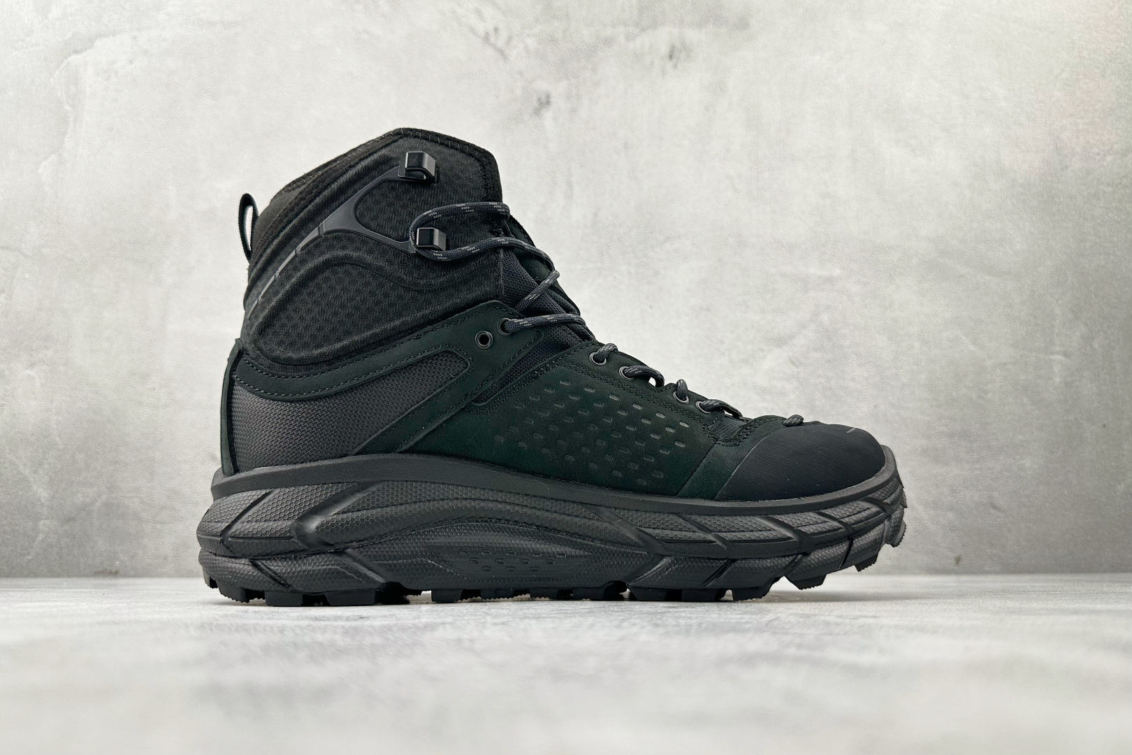 440 平台专供 HOKA ONE ONE Tor Ultra HI 黑色 1129958-BBLC