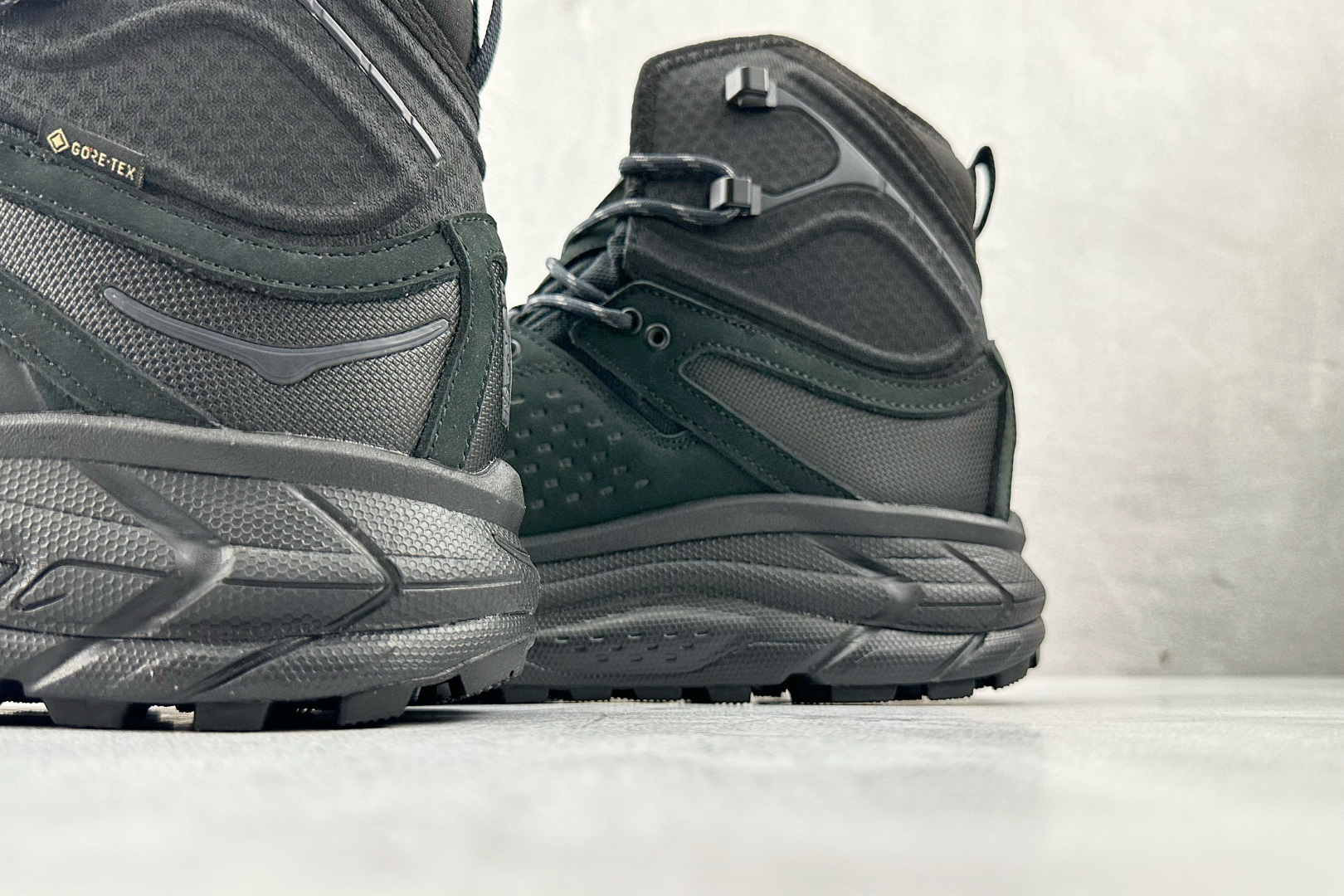 440 平台专供 HOKA ONE ONE Tor Ultra HI 黑色 1129958-BBLC