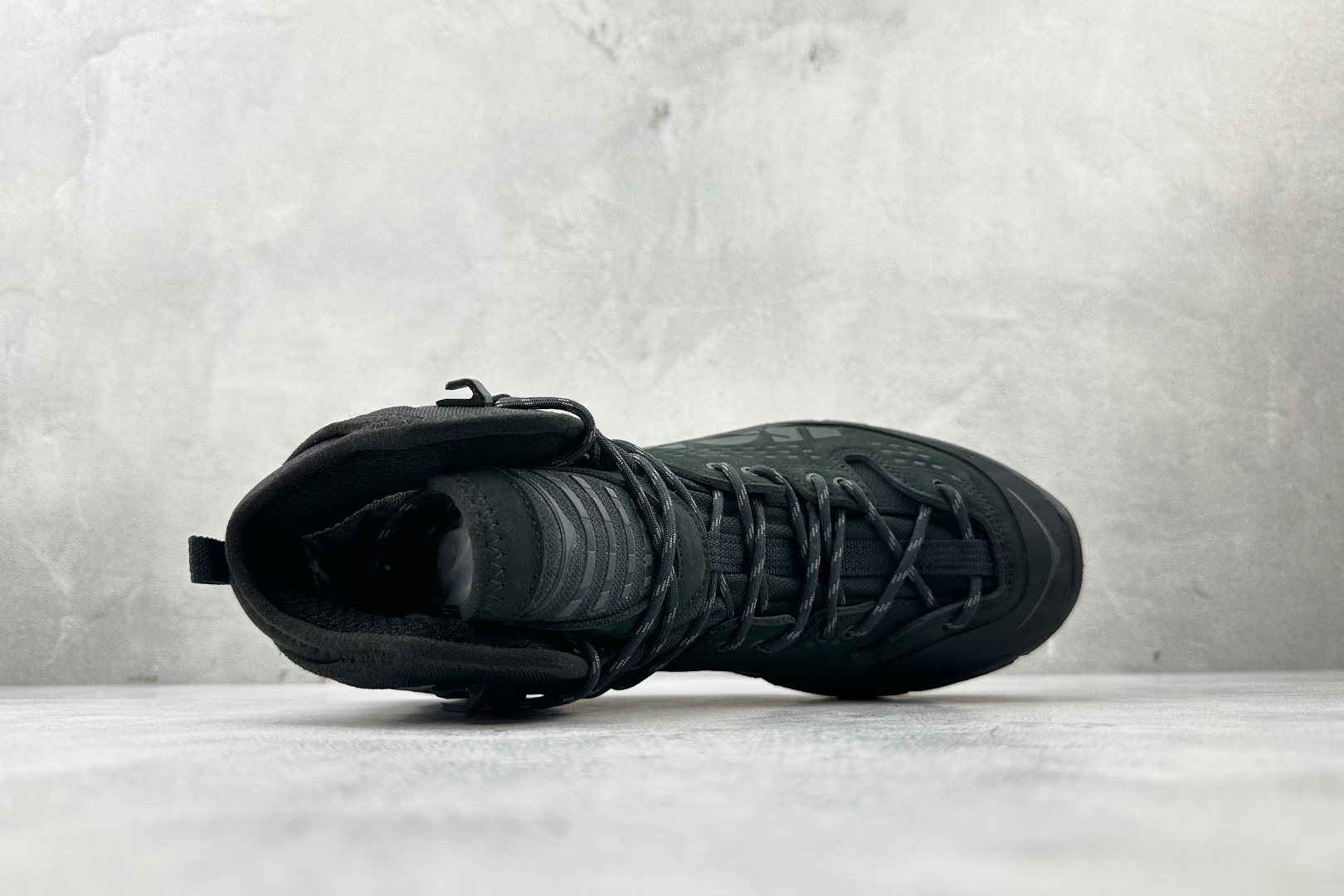 440 平台专供 HOKA ONE ONE Tor Ultra HI 黑色 1129958-BBLC