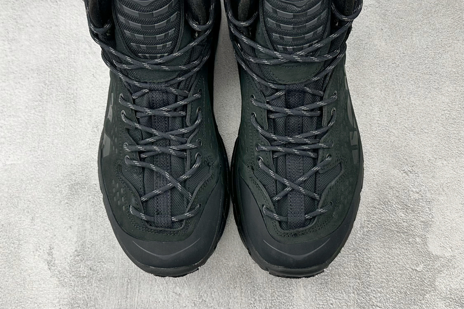 440 平台专供 HOKA ONE ONE Tor Ultra HI 黑色 1129958-BBLC