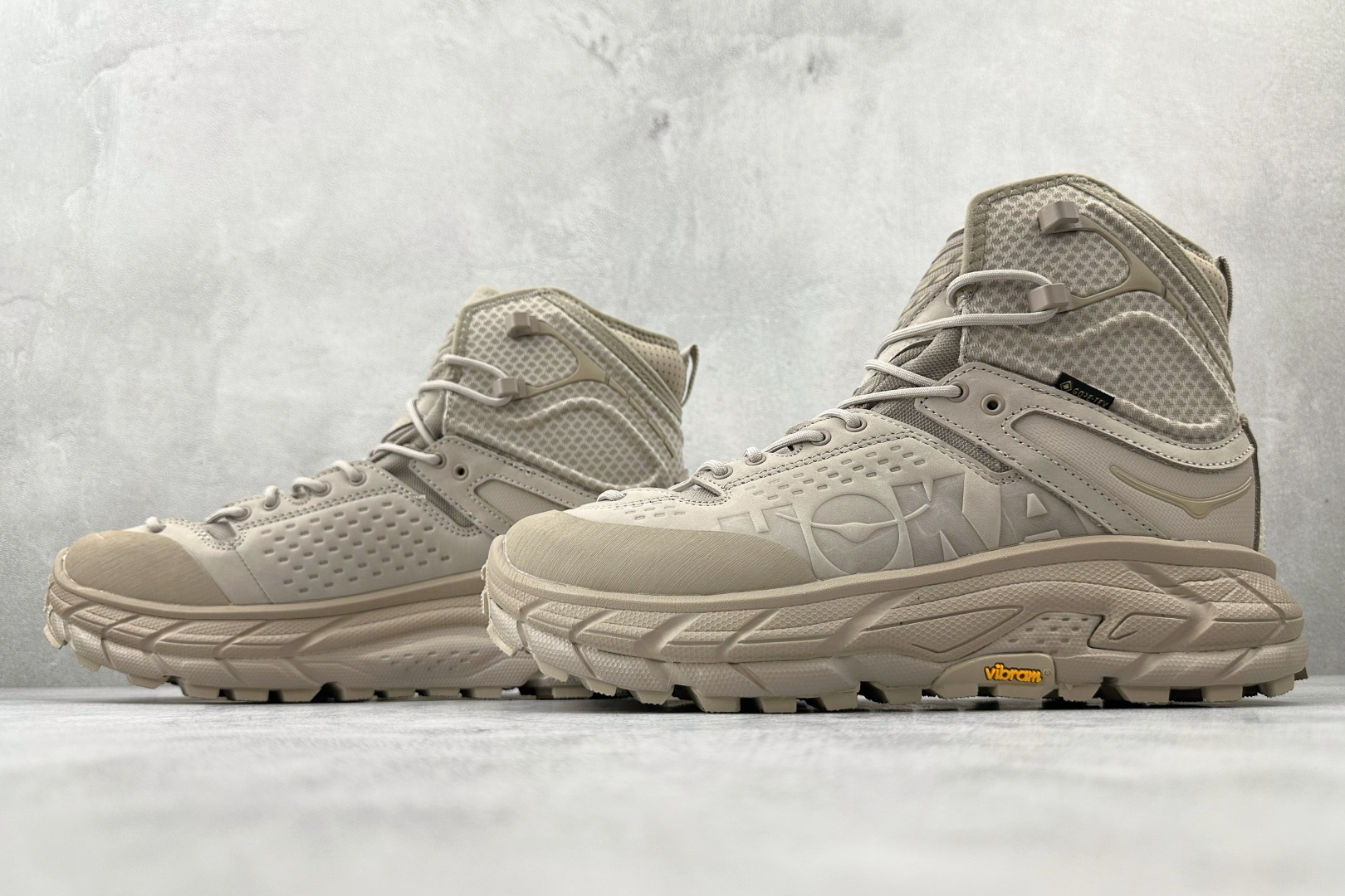 440 平台专供 HOKA ONE ONE Tor Ultra HI 米色 1129958-STPST