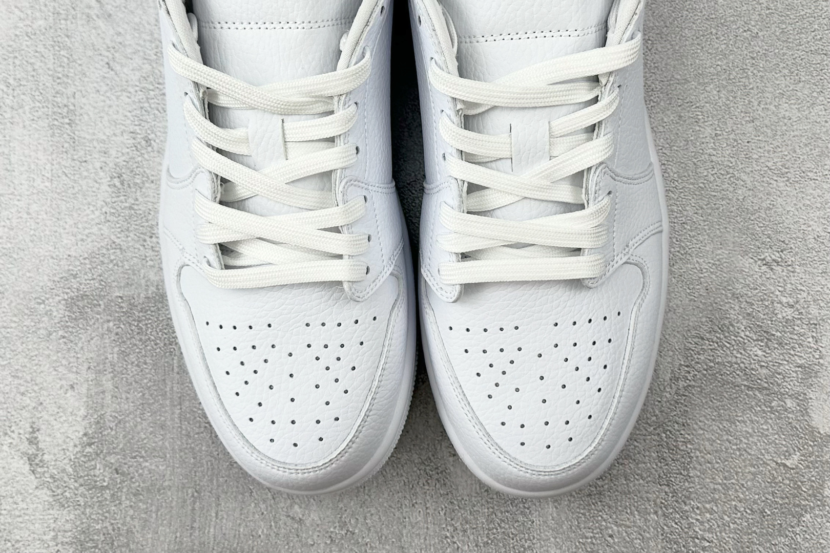 200 Jordan Air Jordan 1 白 872782-100