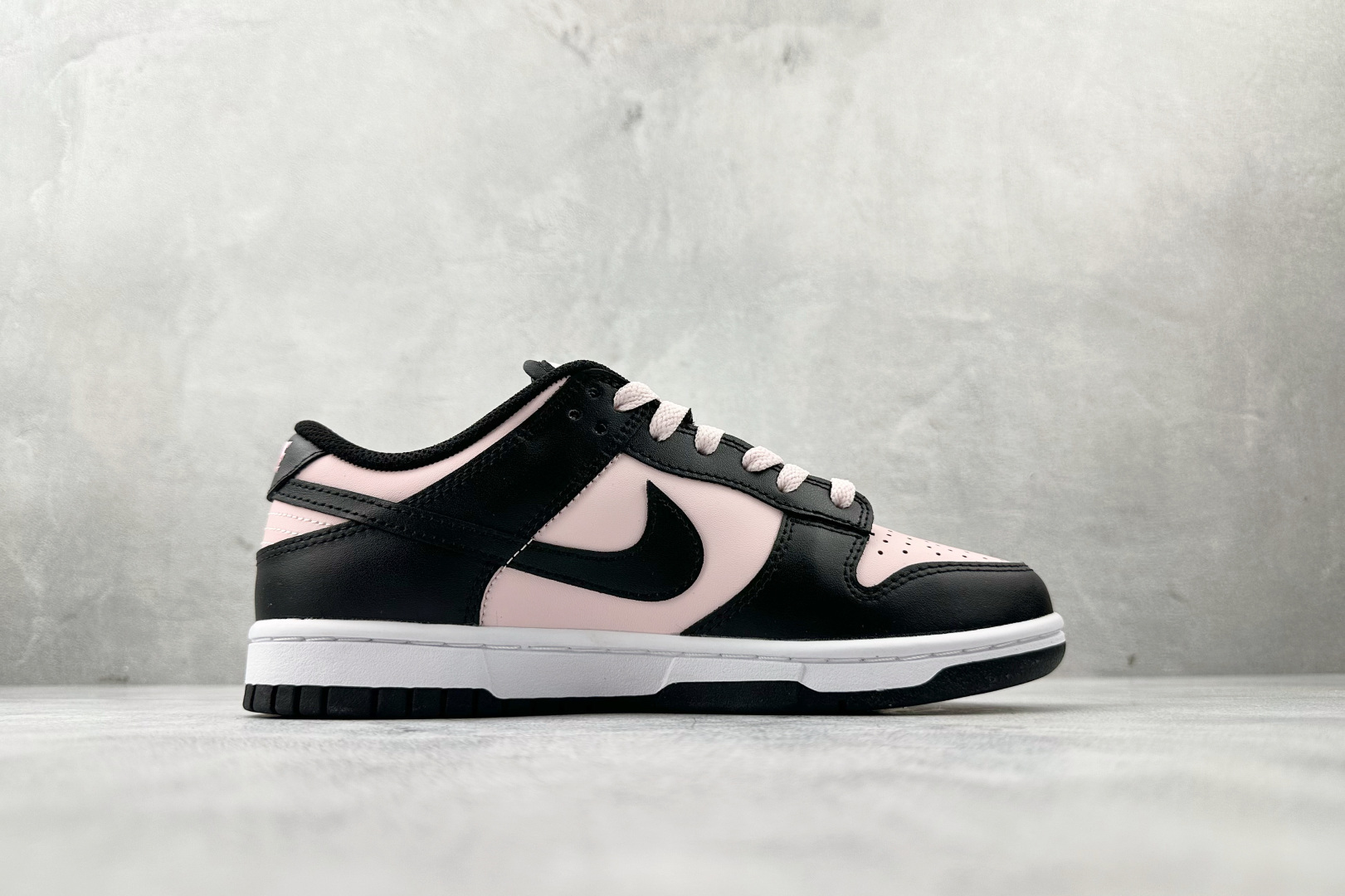 定制球鞋 Nike Dunk 樱花白桃 黑粉 DD1391-100 定制球鞋 Nike Dunk 樱花白桃 黑粉 DD1391-100