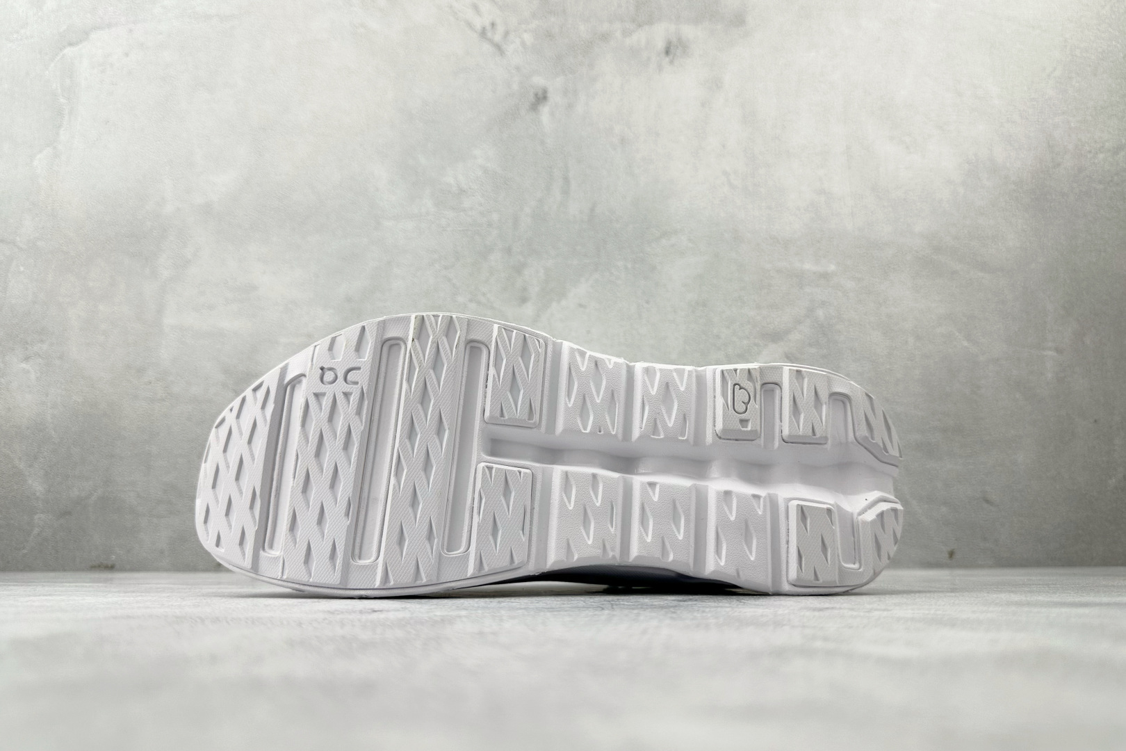 180 On昂跑 Cloudtilt 白色 3ME1010-Chinese UA Cheap High Quatity Brand Clothes Bags handbags Sneakers wholesale wholesaler seller from China Factory suppliers Fashion Clothing Shoes best Quality Beautiful Price 180 On昂跑 Cloudtilt 白色 3ME1010