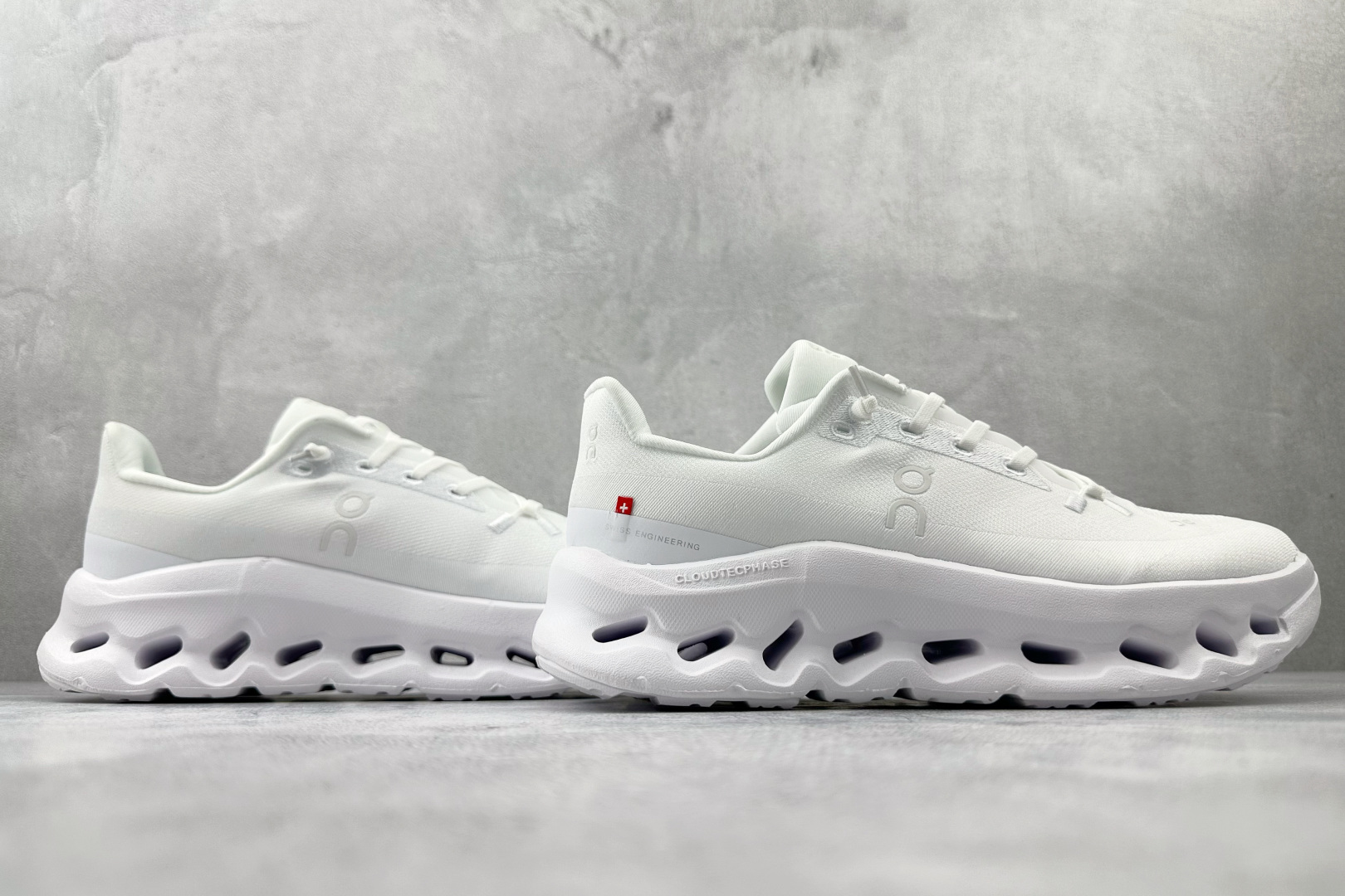 180 On昂跑 Cloudtilt 白色 3ME1010-Chinese UA Cheap High Quatity Brand Clothes Bags handbags Sneakers wholesale wholesaler seller from China Factory suppliers Fashion Clothing Shoes best Quality Beautiful Price 180 On昂跑 Cloudtilt 白色 3ME1010