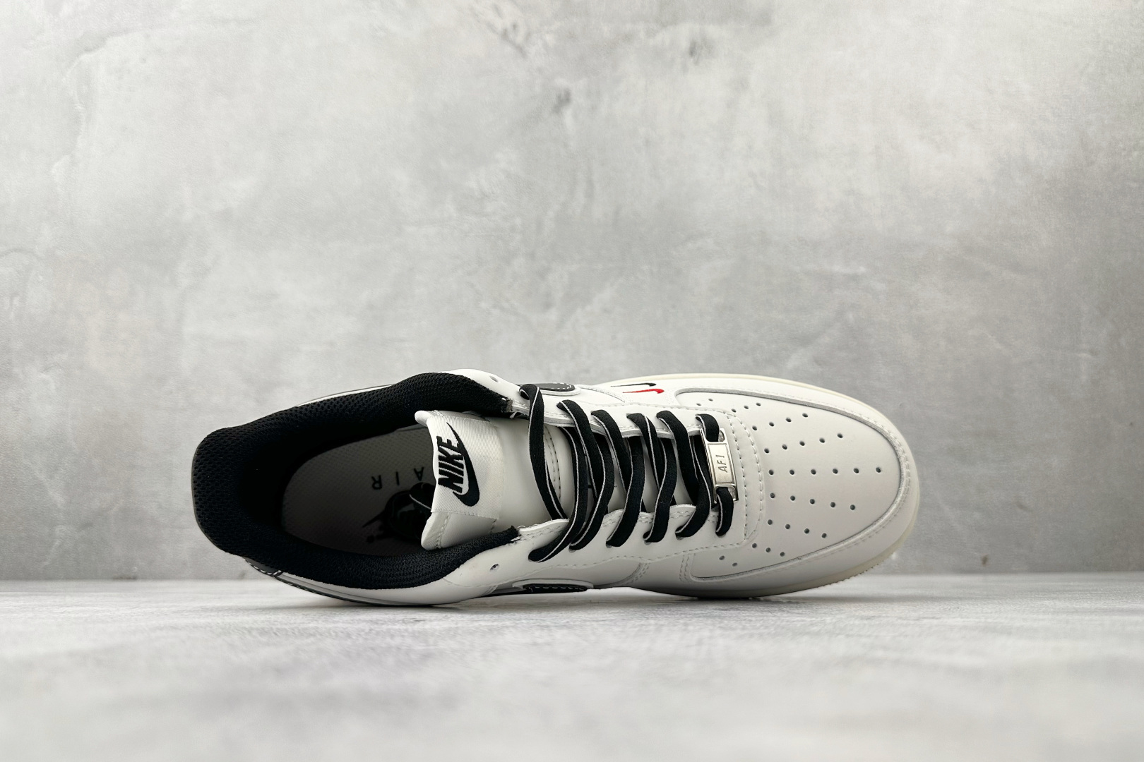 Nike Air Force 1 07 斯图西 联名 黑白 CS5288-037 Nike Air Force 1 07 斯图西 联名 黑白 CS5288-037