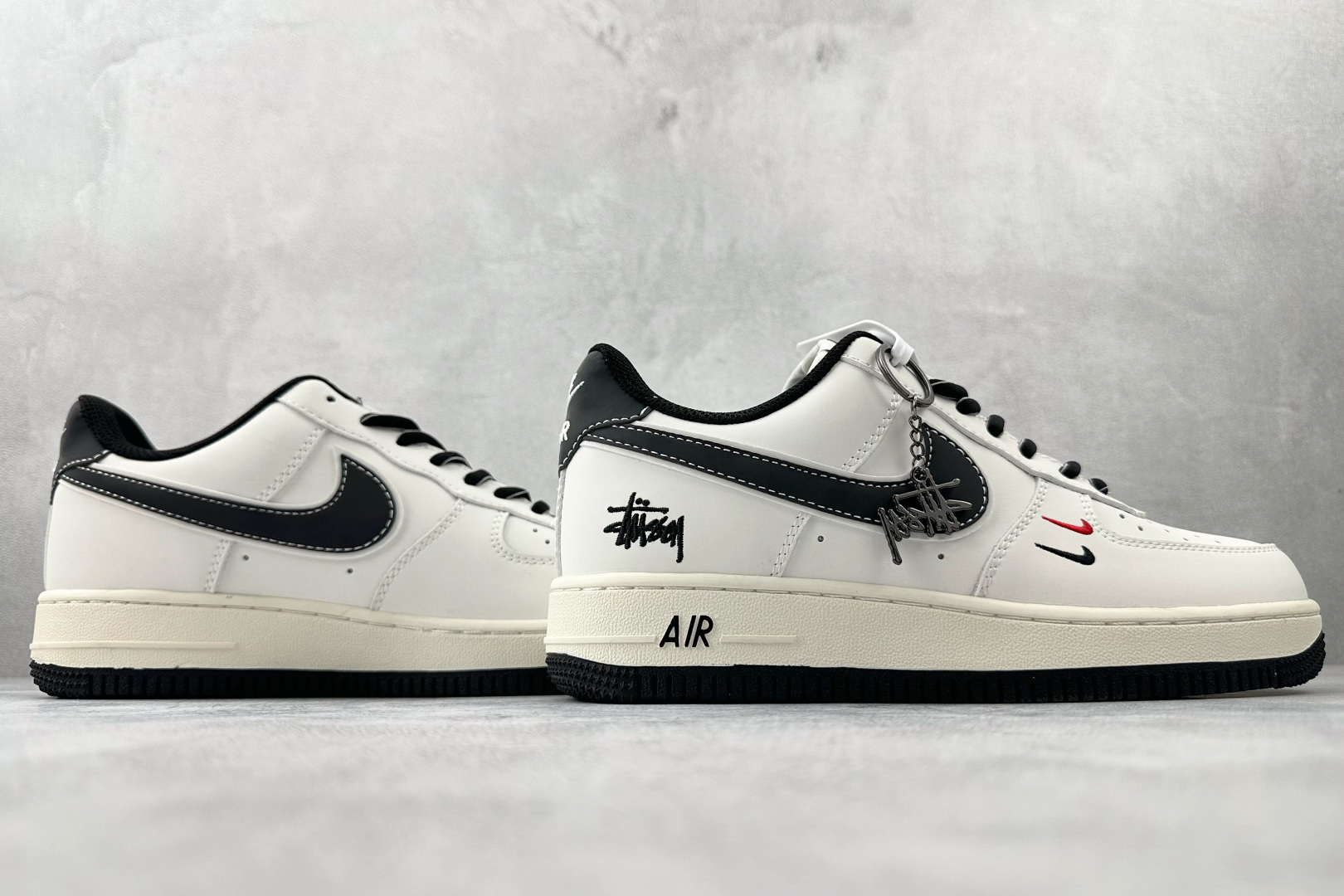 Nike Air Force 1 07 斯图西 联名 黑白 CS5288-037 Nike Air Force 1 07 斯图西 联名 黑白 CS5288-037