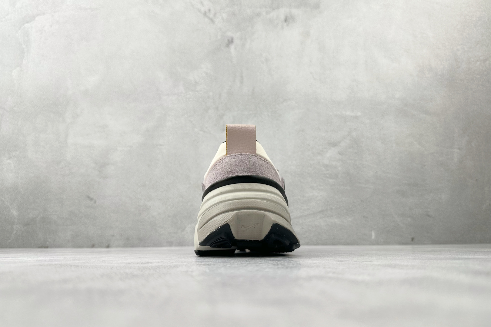 Nike V2K Run 粉色 FN6703-001