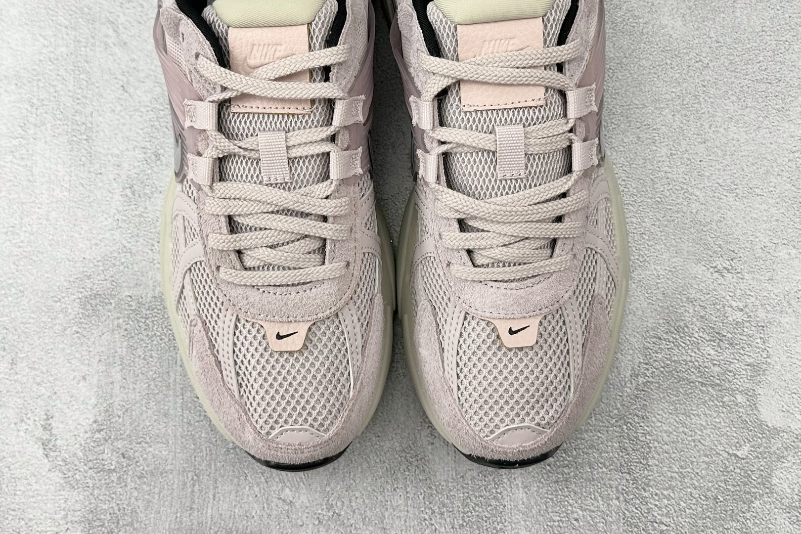 Nike V2K Run 粉色 FN6703-001