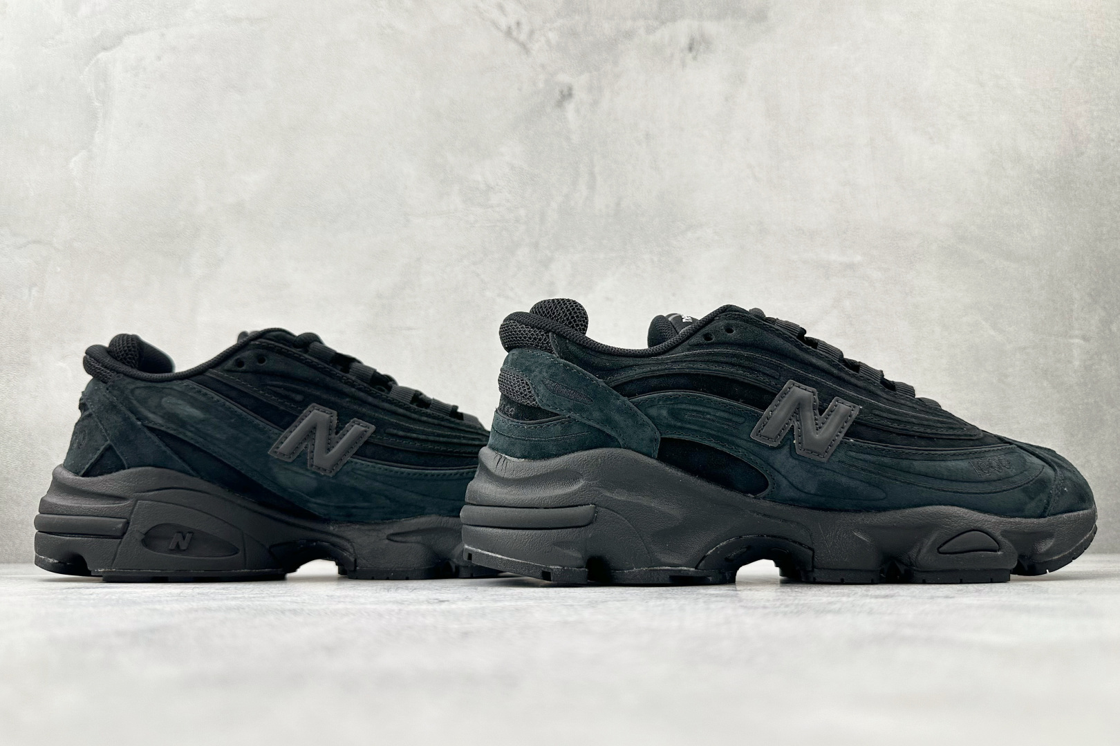 New Balance NB 1000 Black (M1000LA) - Premium Comfort & Style 7 cmp i1758258906386 6541 0 5