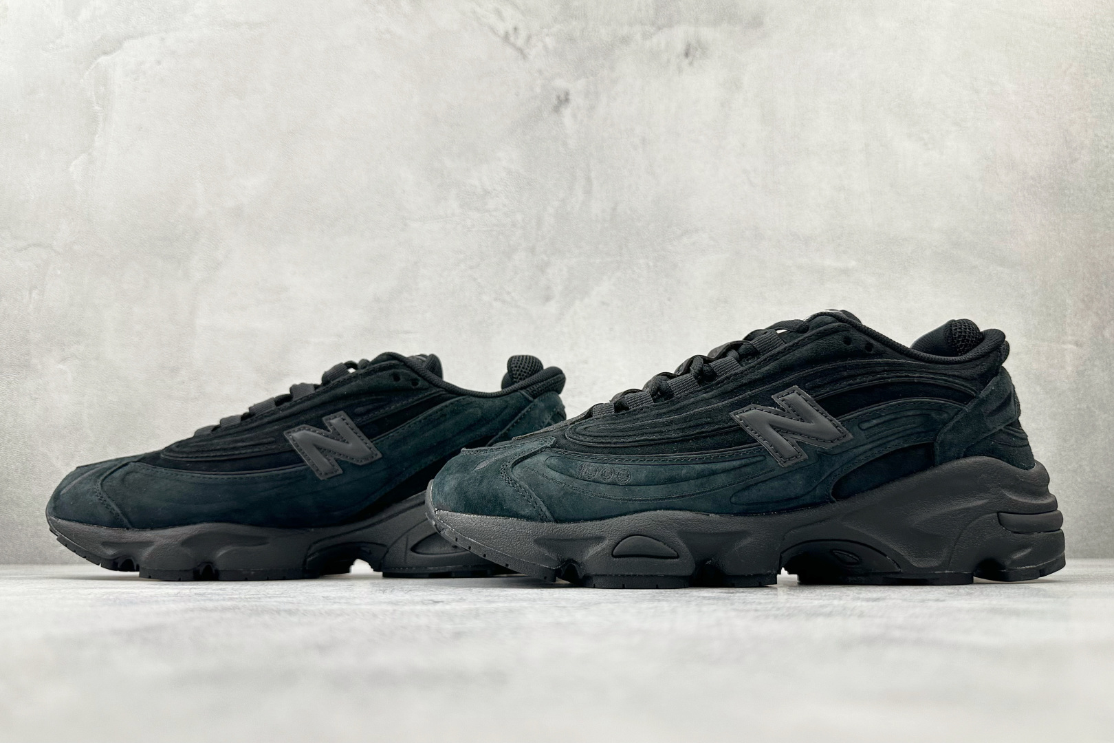 New Balance NB 1000 Black (M1000LA) - Premium Comfort & Style 6 cmp i1758258906392 4515 0 4