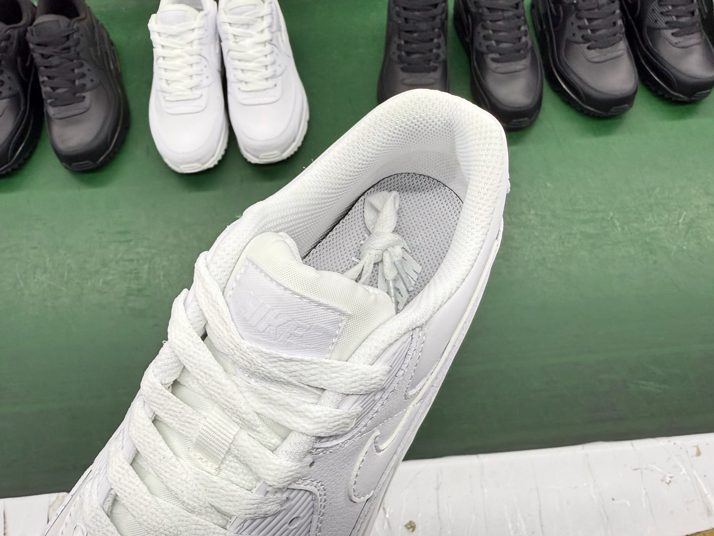 Nike Air Max 90 White Leather Sneakers CZ5594-100, Available in Multiple Sizes 6 cmp i1758293554726 9471 0 5
