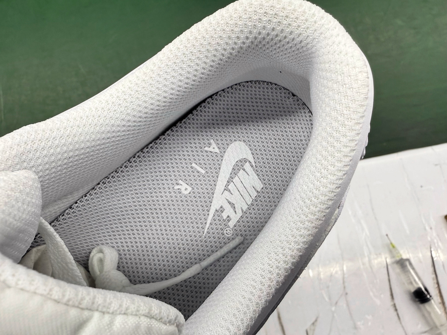 Nike Air Max 90 White Leather Sneakers CZ5594-100, Available in Multiple Sizes 9 cmp i1758293555434 6137 0 8