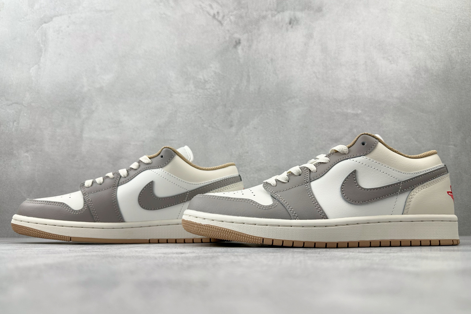 DT 公司级 Jordan Air Jordan 1 Low 米灰货号：-169尺码：35.5 36 3