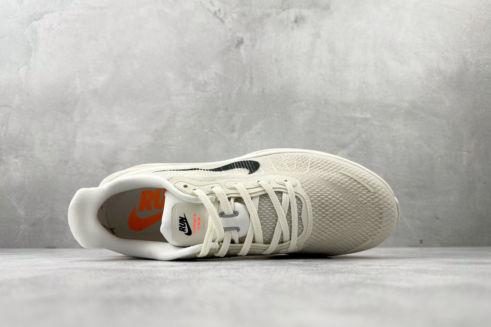 GT 全套数据私模 Nike Vomero Vomero Premium 白橙货号 :HQ2050 10