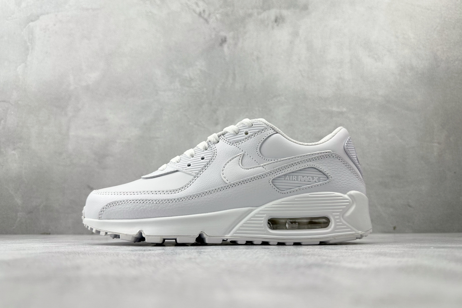 Max 原版开发 Nike Air Max 90 Leather 白色货号：CZ5594-100尺码：3