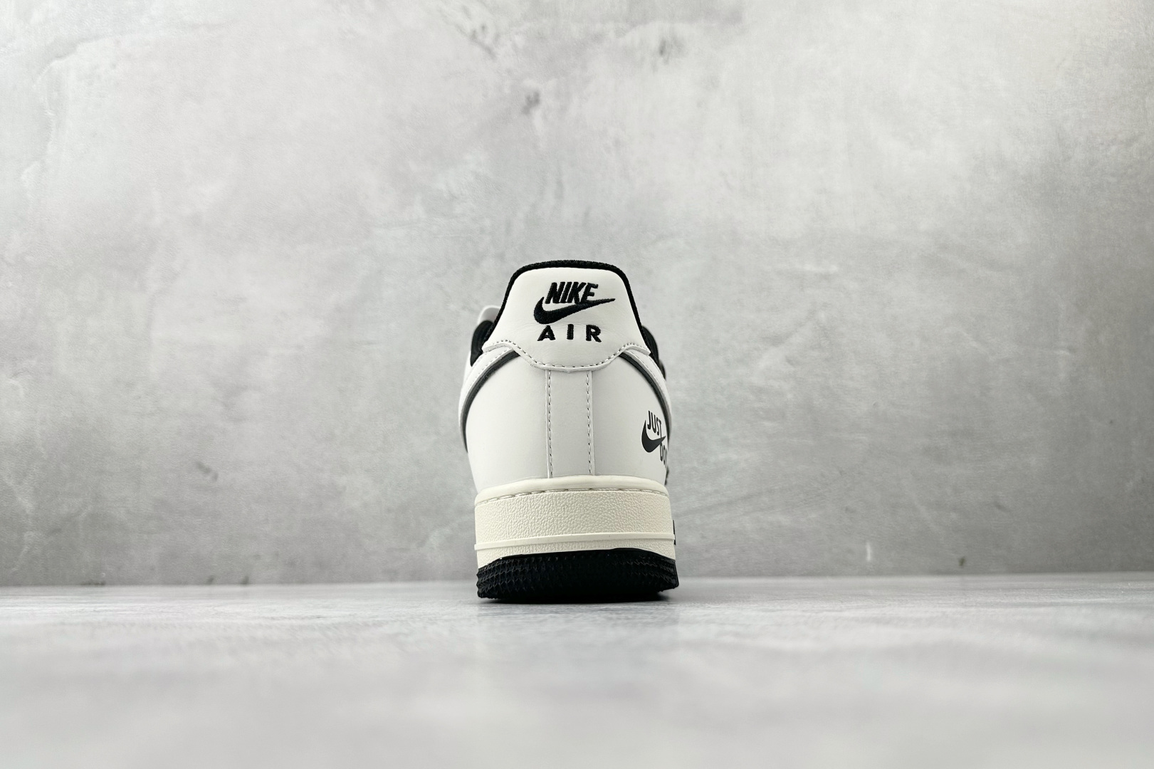 Nike Air Force 1 07 JU DOIT 联名 黑白 CS5288-038