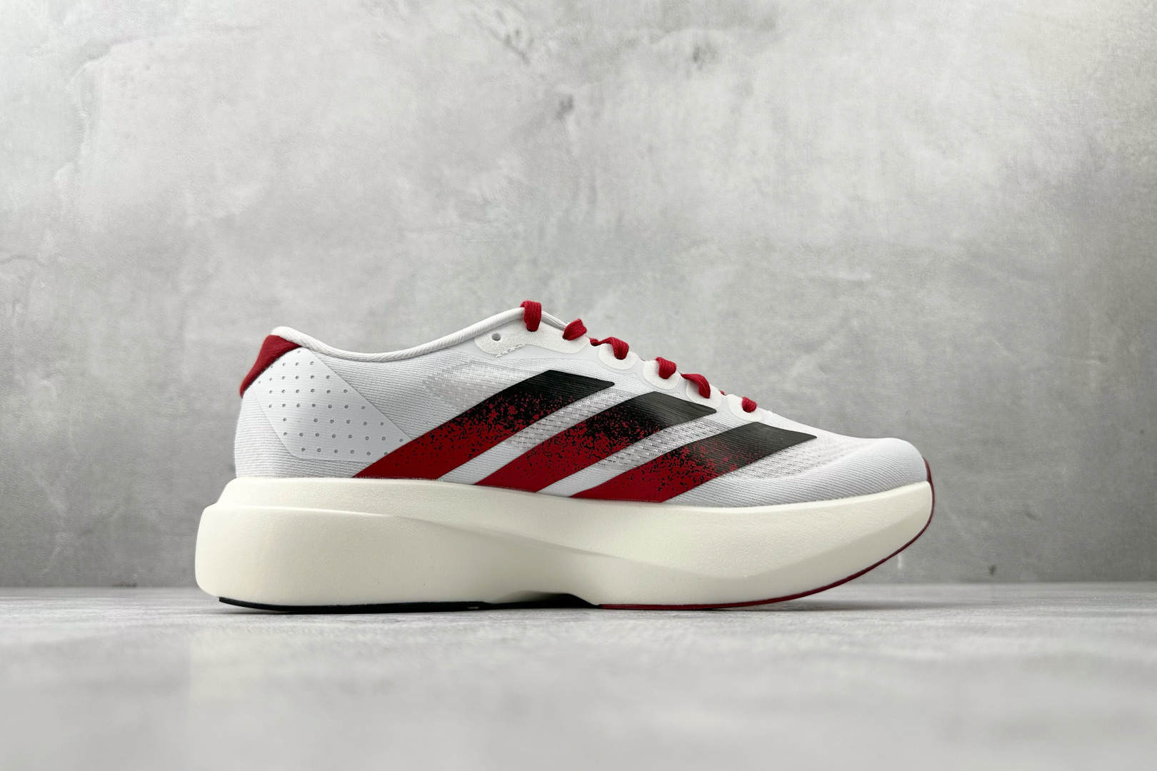 全新工厂开发 adidas Adizero Evo SL 白红 JQ4576