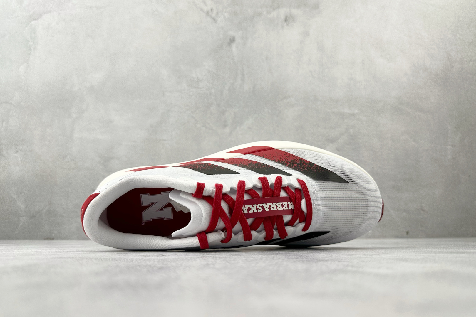 全新工厂开发 adidas Adizero Evo SL 白红 JQ4576