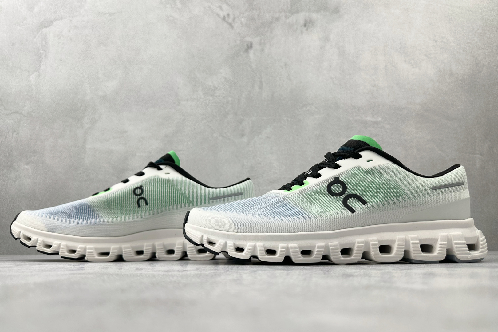 180 On昂跑 Cloud 6 Push M 白绿蓝 3MF1005